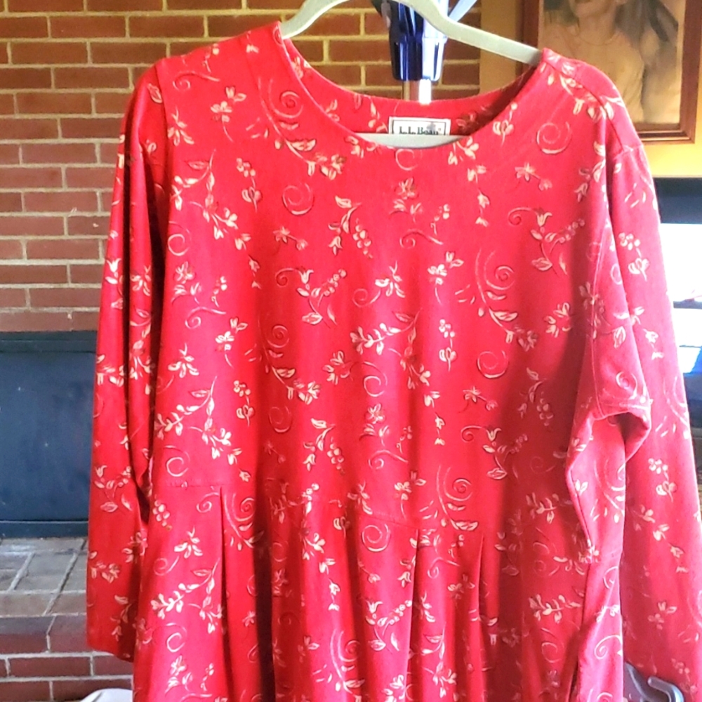 Woman's dress